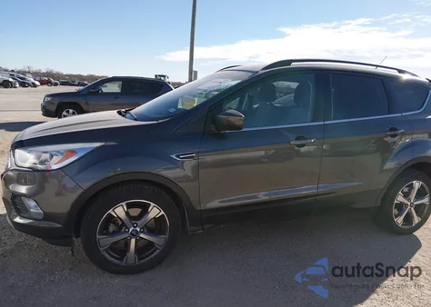 2017 Ford Escape Se из США, поврежденный, VIN 1FMCU9GD1HUC67095